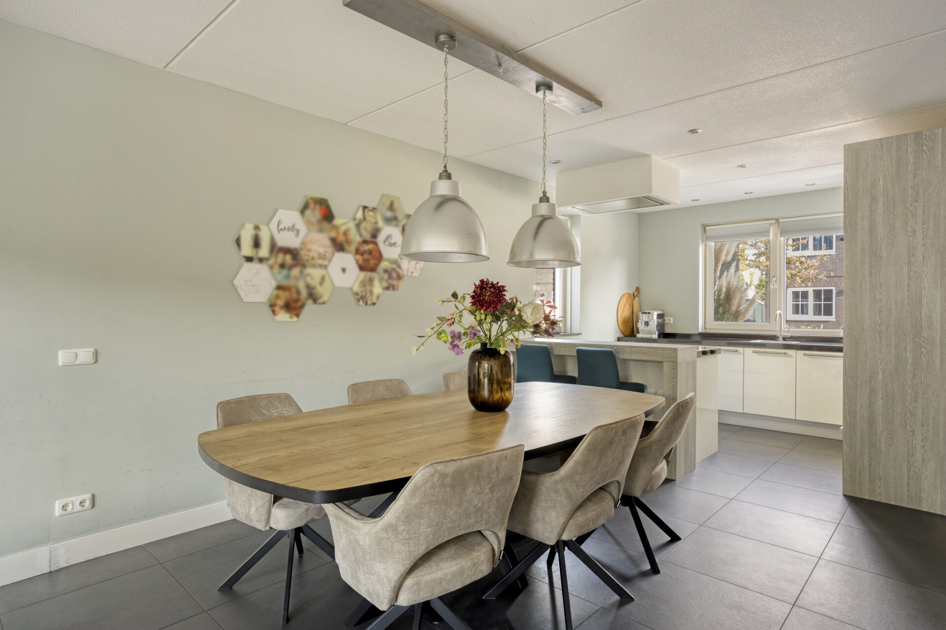 Tussenwoning te koop: Prinsenstal 10, Beers Nb